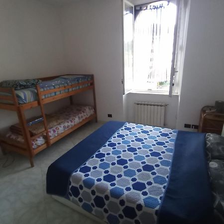 Apartament Casa Albarosa, 10 Min Walk Train Station, Free Parking. La Spezia Zewnętrze zdjęcie