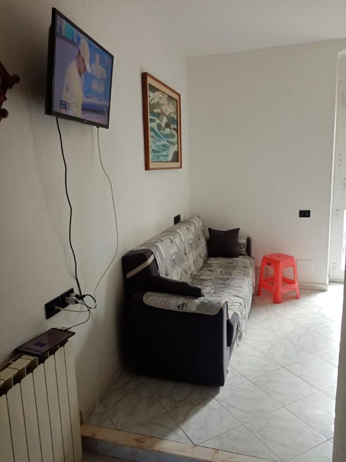 Apartament Casa Albarosa, 10 Min Walk Train Station, Free Parking. La Spezia Zewnętrze zdjęcie