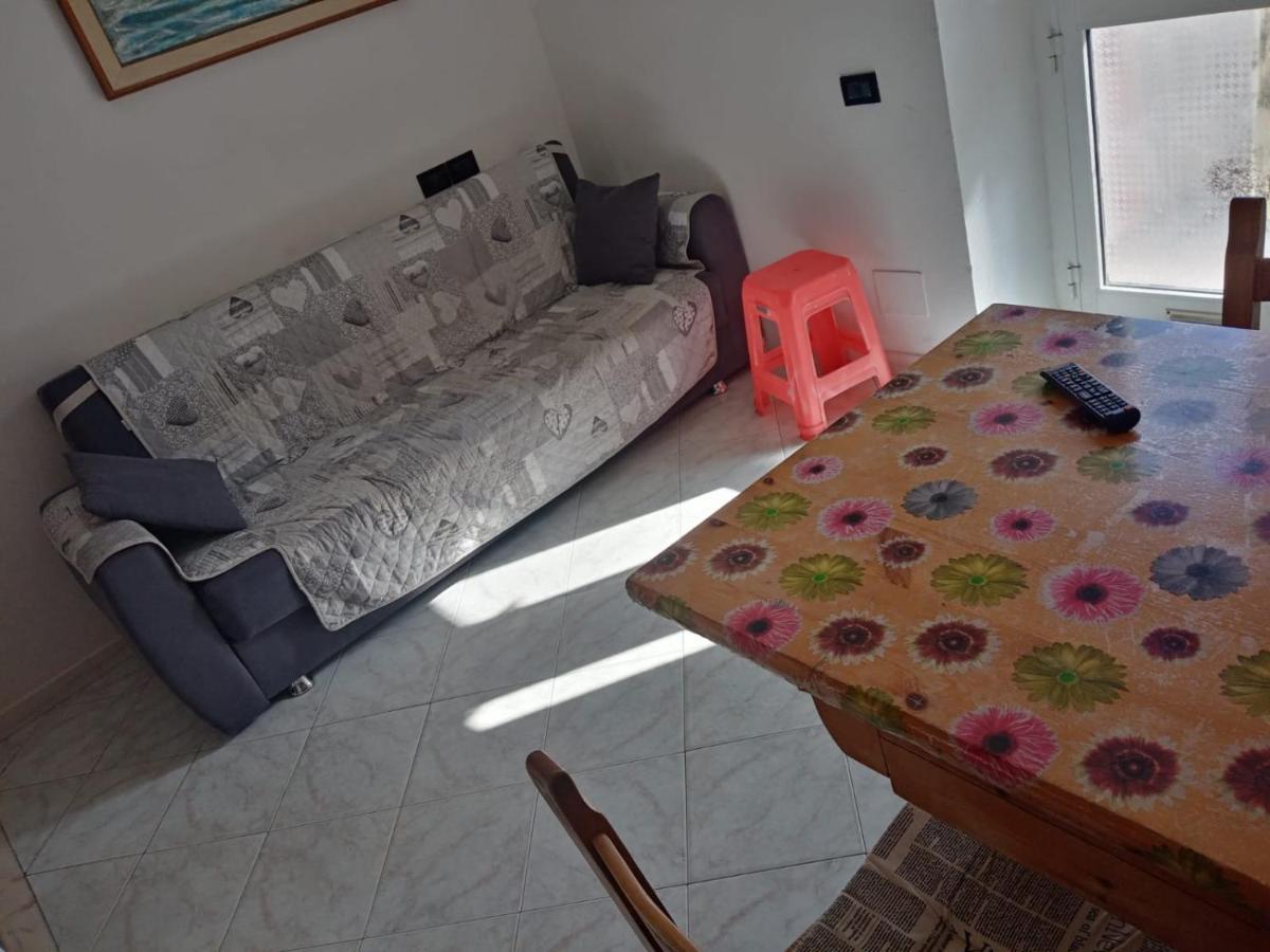 Apartament Casa Albarosa, 10 Min Walk Train Station, Free Parking. La Spezia Zewnętrze zdjęcie