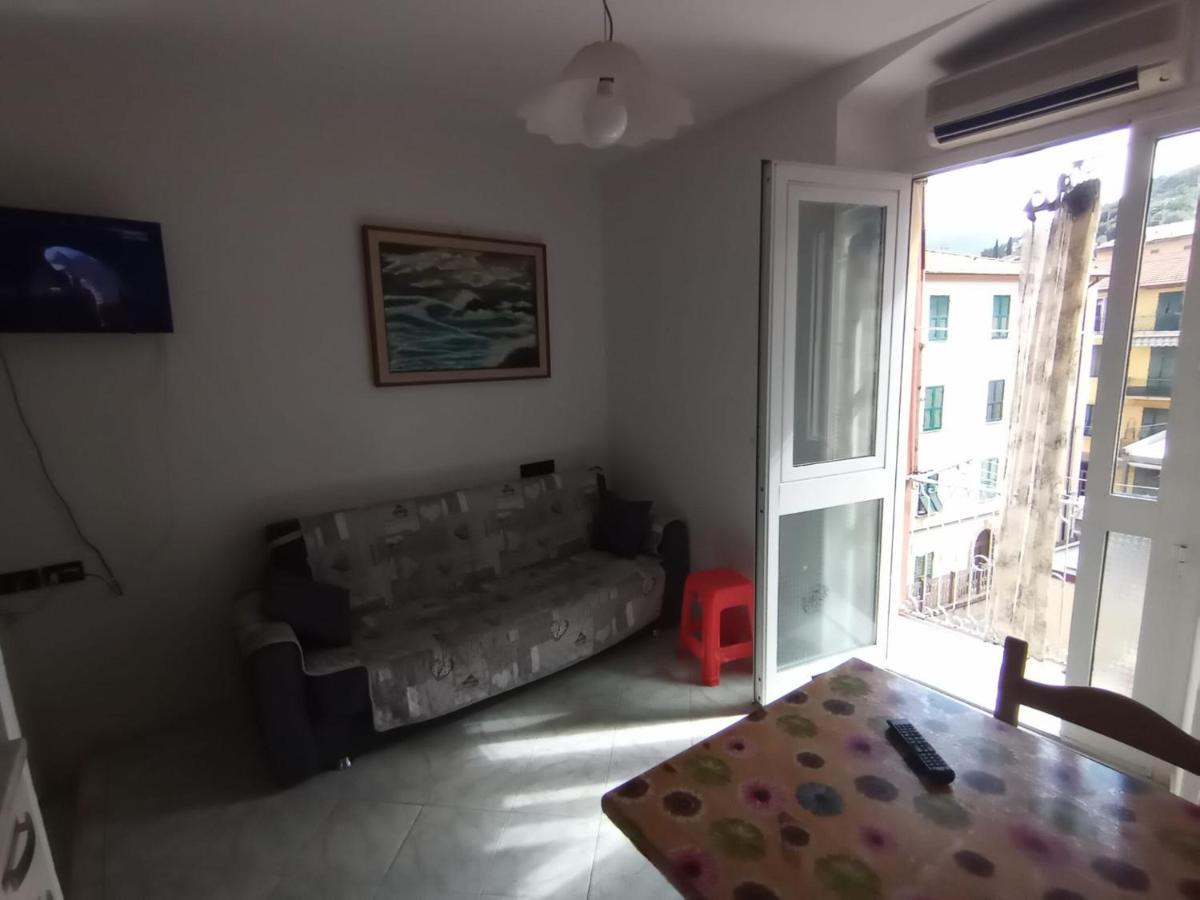 Apartament Casa Albarosa, 10 Min Walk Train Station, Free Parking. La Spezia Zewnętrze zdjęcie